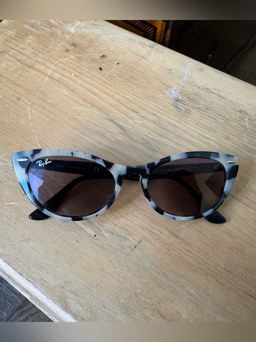 Ray-Ban Nina sunglasses in a Grey Havana frame